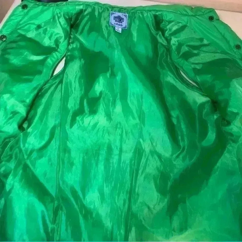 Green IZOD Casual Puffer Snap button closure Vest Size Small two side pockets - Picture 10 of 12